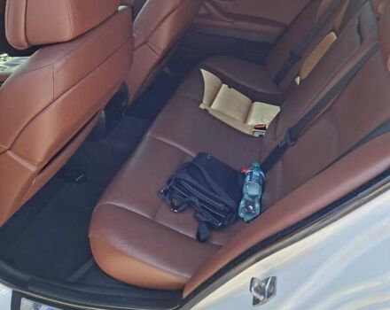 БМВ 5 Серія 2012 у Запоріжжя на Automoto.ua Білий БМВ 5 Серія, об'ємом двигуна 2 л та пробігом 220 тис. км за 13499 $, фото 18 на Automoto.ua