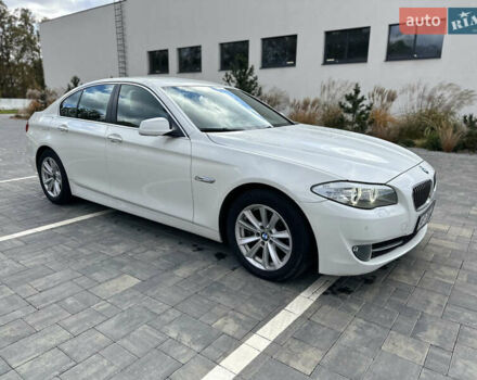 Белый БМВ 5 Серия, объемом двигателя 2 л и пробегом 114 тыс. км за 18000 $, фото 7 на Automoto.ua