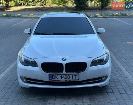 Білий БМВ 5 Серія, об'ємом двигуна 2 л та пробігом 330 тис. км за 10500 $, фото 32 на Automoto.ua