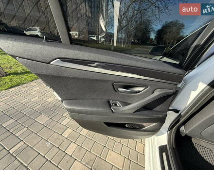 Білий БМВ 5 Серія, об'ємом двигуна 2 л та пробігом 105 тис. км за 14700 $, фото 57 на Automoto.ua