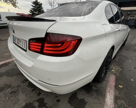 Белый БМВ 5 Серия, объемом двигателя 2 л и пробегом 230 тыс. км за 12500 $, фото 4 на Automoto.ua
