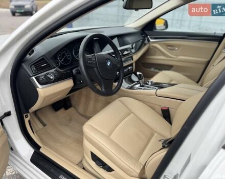Белый БМВ 5 Серия, объемом двигателя 2 л и пробегом 183 тыс. км за 14500 $, фото 8 на Automoto.ua