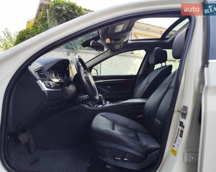 Білий БМВ 5 Серія, об'ємом двигуна 2 л та пробігом 288 тис. км за 11500 $, фото 12 на Automoto.ua