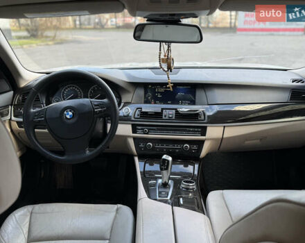 Белый БМВ 5 Серия, объемом двигателя 2 л и пробегом 182 тыс. км за 13499 $, фото 6 на Automoto.ua