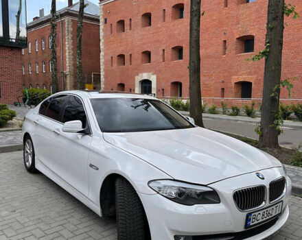 Білий БМВ 5 Серія, об'ємом двигуна 2 л та пробігом 235 тис. км за 15700 $, фото 8 на Automoto.ua