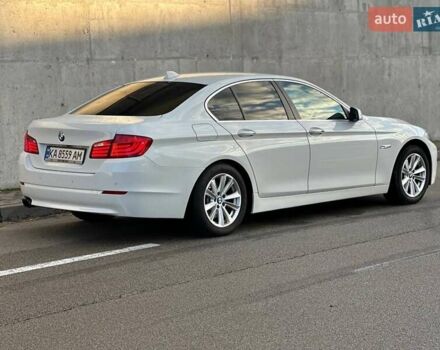 БМВ 5 Серия 2012 в Киеве на Automoto.ua Белый БМВ 5 Серия, объемом двигателя 2 л и пробегом 140 тыс. км за 15000 $, фото 10 на Automoto.ua