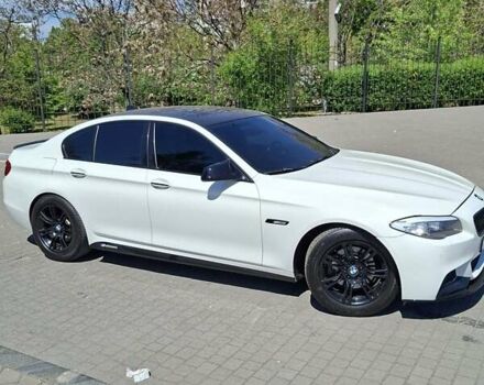 БМВ 5 Серія 2012 у Запоріжжя на Automoto.ua Білий БМВ 5 Серія, об'ємом двигуна 2 л та пробігом 220 тис. км за 13499 $, фото 5 на Automoto.ua