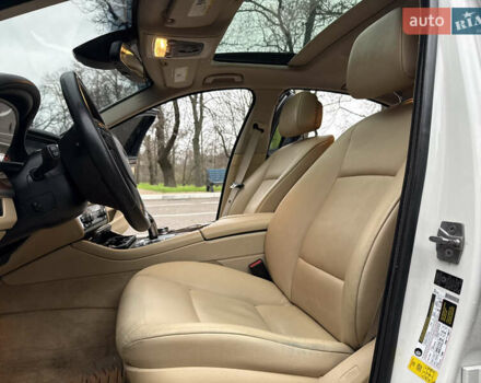 Білий БМВ 5 Серія, об'ємом двигуна 3 л та пробігом 223 тис. км за 11900 $, фото 39 на Automoto.ua