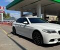 Білий БМВ 5 Серія, об'ємом двигуна 2.98 л та пробігом 190 тис. км за 21000 $, фото 1 на Automoto.ua