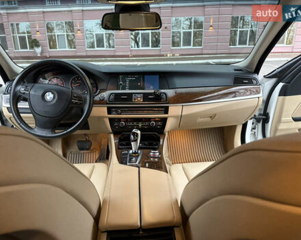Білий БМВ 5 Серія, об'ємом двигуна 3 л та пробігом 223 тис. км за 11900 $, фото 29 на Automoto.ua