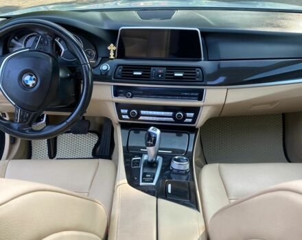 Белый БМВ 5 Серия, объемом двигателя 3 л и пробегом 217 тыс. км за 13300 $, фото 12 на Automoto.ua