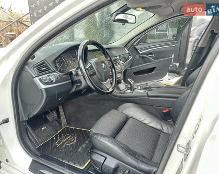 Белый БМВ 5 Серия, объемом двигателя 2 л и пробегом 240 тыс. км за 11999 $, фото 12 на Automoto.ua