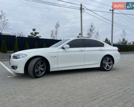 Білий БМВ 5 Серія, об'ємом двигуна 2 л та пробігом 171 тис. км за 13200 $, фото 45 на Automoto.ua