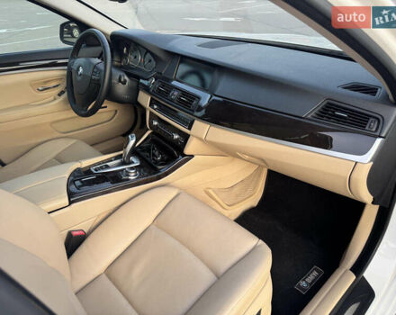 Белый БМВ 5 Серия, объемом двигателя 2 л и пробегом 275 тыс. км за 12700 $, фото 9 на Automoto.ua