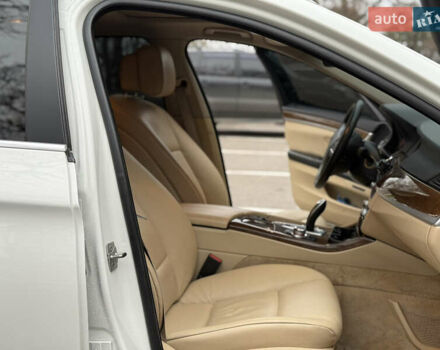 Білий БМВ 5 Серія, об'ємом двигуна 3 л та пробігом 223 тис. км за 11900 $, фото 23 на Automoto.ua