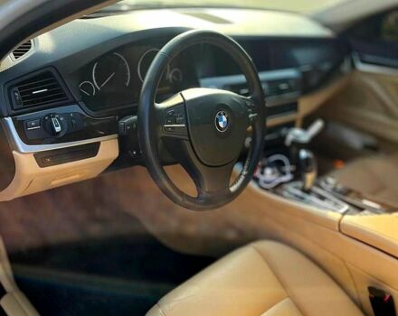 Белый БМВ 5 Серия, объемом двигателя 2 л и пробегом 0 тыс. км за 9999 $, фото 13 на Automoto.ua