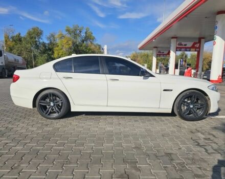 БМВ 5 Серия 2012 в Кривом Роге на Automoto.ua Белый БМВ 5 Серия, объемом двигателя 2 л и пробегом 180 тыс. км за 13500 $, фото 6 на Automoto.ua