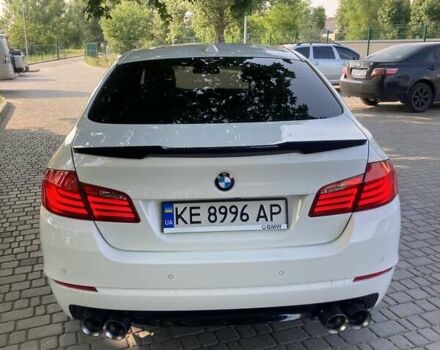 Белый БМВ 5 Серия, объемом двигателя 2.99 л и пробегом 215 тыс. км за 16500 $, фото 7 на Automoto.ua