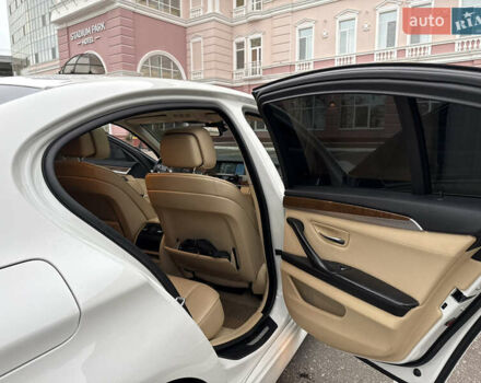 Білий БМВ 5 Серія, об'ємом двигуна 3 л та пробігом 223 тис. км за 11900 $, фото 43 на Automoto.ua
