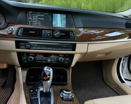 Белый БМВ 5 Серия, объемом двигателя 2 л и пробегом 200 тыс. км за 11800 $, фото 3 на Automoto.ua