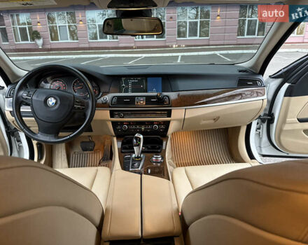Білий БМВ 5 Серія, об'ємом двигуна 3 л та пробігом 223 тис. км за 11900 $, фото 28 на Automoto.ua