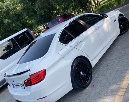 Белый БМВ 5 Серия, объемом двигателя 2.99 л и пробегом 215 тыс. км за 16500 $, фото 5 на Automoto.ua