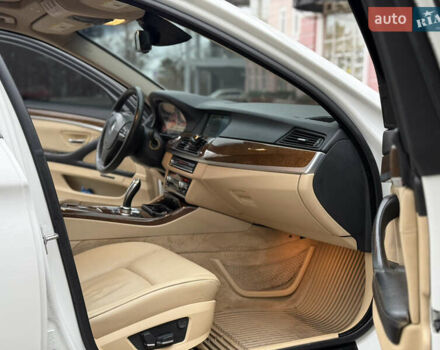 Білий БМВ 5 Серія, об'ємом двигуна 3 л та пробігом 223 тис. км за 11900 $, фото 22 на Automoto.ua