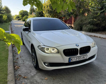 Белый БМВ 5 Серия, объемом двигателя 2 л и пробегом 240 тыс. км за 11500 $, фото 1 на Automoto.ua