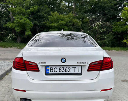 Білий БМВ 5 Серія, об'ємом двигуна 2 л та пробігом 235 тис. км за 15700 $, фото 6 на Automoto.ua