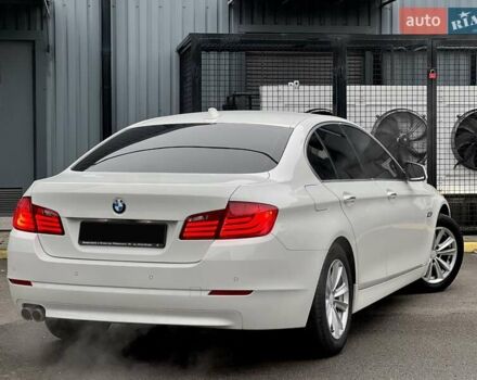 Білий БМВ 5 Серія, об'ємом двигуна 2 л та пробігом 183 тис. км за 13499 $, фото 15 на Automoto.ua
