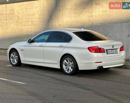 БМВ 5 Серия 2012 в Киеве на Automoto.ua Белый БМВ 5 Серия, объемом двигателя 2 л и пробегом 140 тыс. км за 15000 $, фото 6 на Automoto.ua