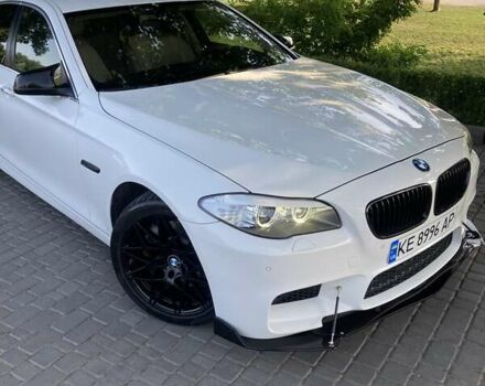 Белый БМВ 5 Серия, объемом двигателя 2.99 л и пробегом 215 тыс. км за 16500 $, фото 12 на Automoto.ua