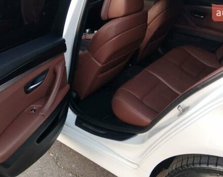 Белый БМВ 5 Серия, объемом двигателя 3 л и пробегом 290 тыс. км за 17500 $, фото 17 на Automoto.ua