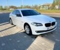 Белый БМВ 5 Серия, объемом двигателя 2 л и пробегом 154 тыс. км за 15000 $, фото 2 на Automoto.ua