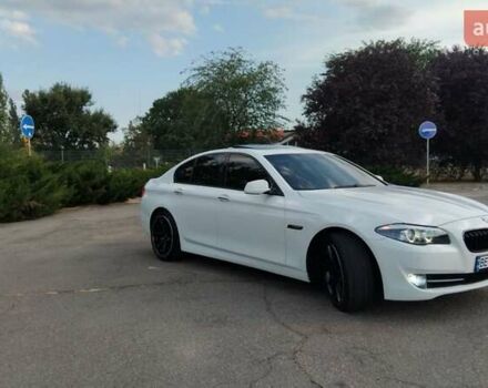 Белый БМВ 5 Серия, объемом двигателя 3 л и пробегом 290 тыс. км за 17500 $, фото 4 на Automoto.ua