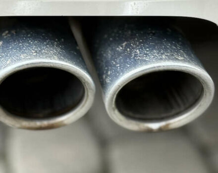 Білий БМВ 5 Серія, об'ємом двигуна 2 л та пробігом 291 тис. км за 15800 $, фото 20 на Automoto.ua