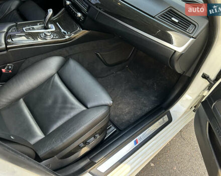 Білий БМВ 5 Серія, об'ємом двигуна 2 л та пробігом 214 тис. км за 16300 $, фото 16 на Automoto.ua