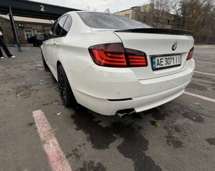 Белый БМВ 5 Серия, объемом двигателя 2 л и пробегом 230 тыс. км за 12500 $, фото 10 на Automoto.ua