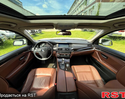 Білий БМВ 5 Серія, об'ємом двигуна 3 л та пробігом 231 тис. км за 11300 $, фото 9 на Automoto.ua