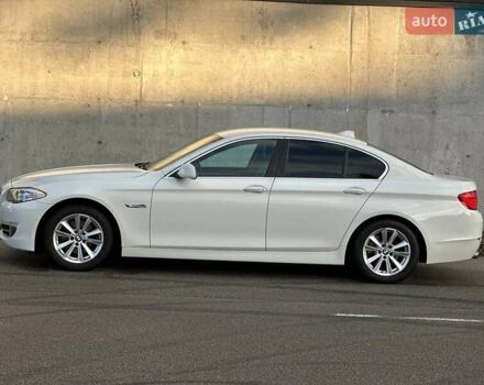 БМВ 5 Серия 2012 в Киеве на Automoto.ua Белый БМВ 5 Серия, объемом двигателя 2 л и пробегом 140 тыс. км за 15000 $, фото 3 на Automoto.ua