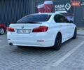 Білий БМВ 5 Серія, об'ємом двигуна 2 л та пробігом 330 тис. км за 10500 $, фото 31 на Automoto.ua