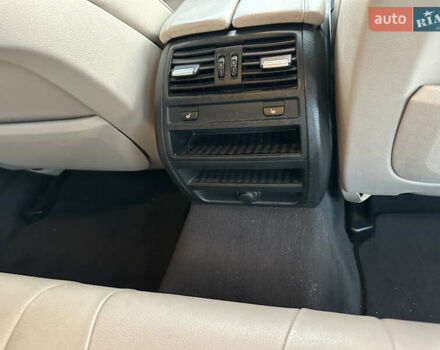 Белый БМВ 5 Серия, объемом двигателя 2.99 л и пробегом 235 тыс. км за 12500 $, фото 13 на Automoto.ua