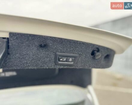 Белый БМВ 5 Серия, объемом двигателя 2 л и пробегом 183 тыс. км за 14500 $, фото 13 на Automoto.ua