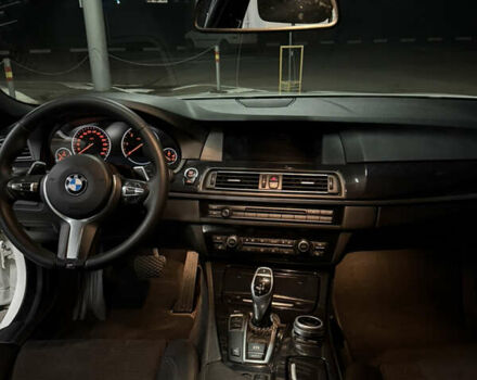 Білий БМВ 5 Серія, об'ємом двигуна 2 л та пробігом 194 тис. км за 16999 $, фото 14 на Automoto.ua