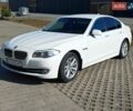 Белый БМВ 5 Серия, объемом двигателя 2 л и пробегом 153 тыс. км за 13800 $, фото 1 на Automoto.ua
