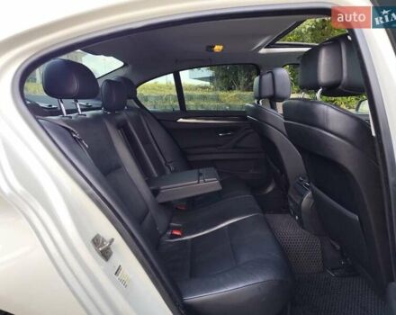 Білий БМВ 5 Серія, об'ємом двигуна 2 л та пробігом 288 тис. км за 11500 $, фото 20 на Automoto.ua