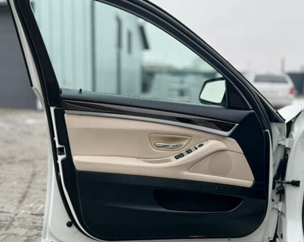 Белый БМВ 5 Серия, объемом двигателя 2 л и пробегом 205 тыс. км за 11400 $, фото 58 на Automoto.ua