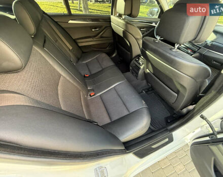 Білий БМВ 5 Серія, об'ємом двигуна 2 л та пробігом 105 тис. км за 14700 $, фото 45 на Automoto.ua