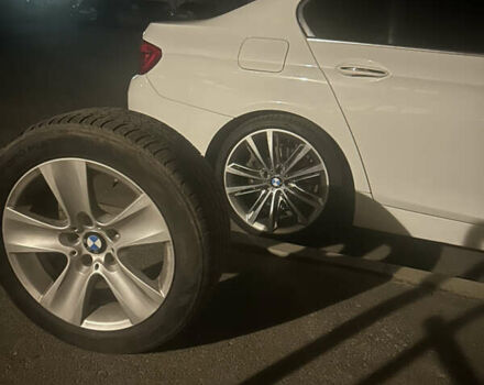 Белый БМВ 5 Серия, объемом двигателя 2 л и пробегом 234 тыс. км за 15000 $, фото 15 на Automoto.ua