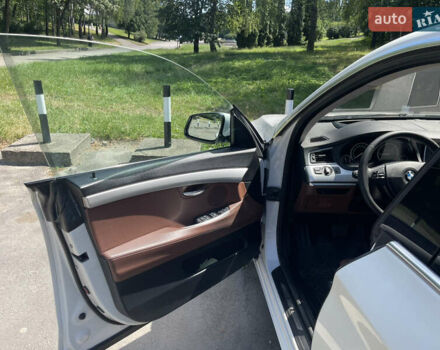 Белый БМВ 5 Серия, объемом двигателя 2 л и пробегом 251 тыс. км за 19800 $, фото 16 на Automoto.ua